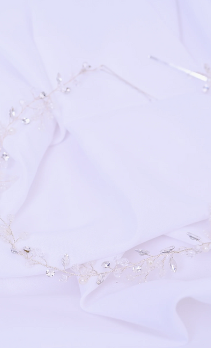 kids-atelier-tulleen-kid-girl-crystal-floral-accented-hair-vine-tac4209