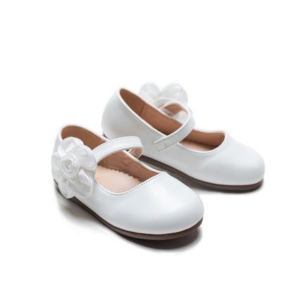 White Yasmine Blooming Flats