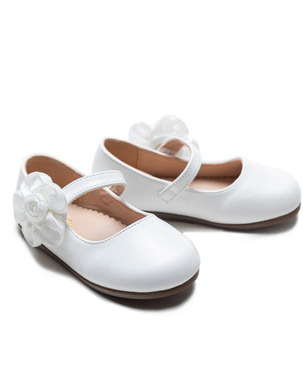 White Yasmine Blooming Flats