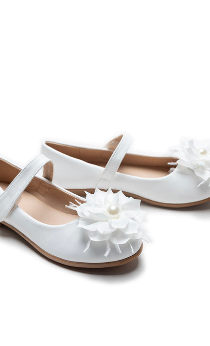 kidsatelier-tulleen-White-Dahlia-Flower-Flats