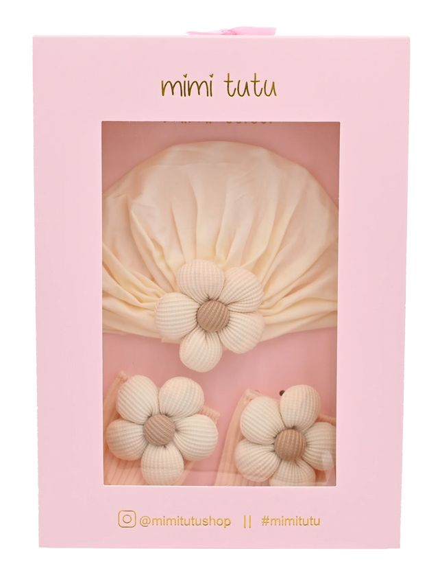 Beige Flower Pastel Accent Gift Set
