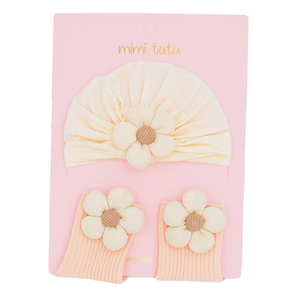 Beige Flower Pastel Accent Gift Set