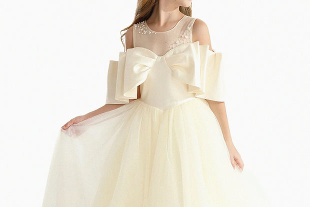 <p><a href="/collections/couture" title="Couture"><strong>Shop Couture</strong></a></p>