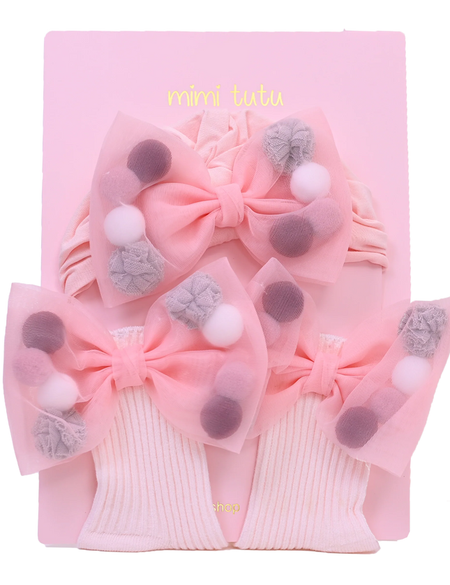 Pink Bow and Multicolored Accent Gift Set