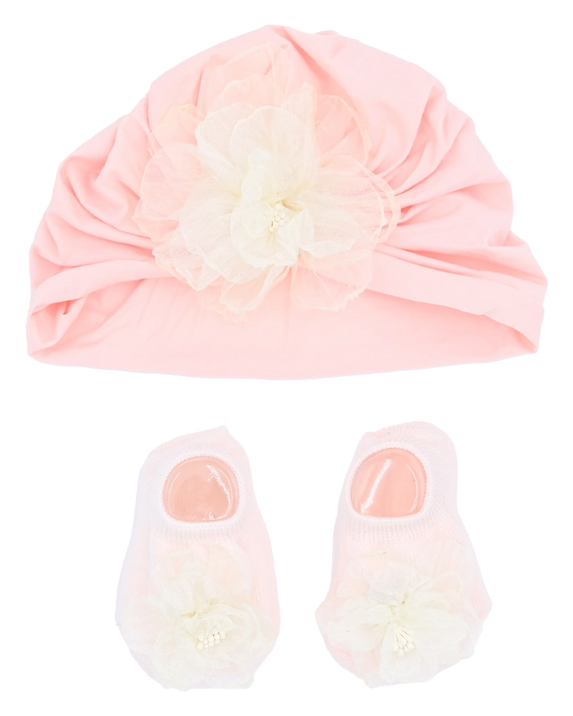 Pink and Ivory Flower Gift Set
